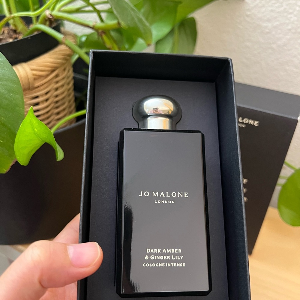 NIB Jo Malone Dark Amber & Ginger Lily Cologne Intense 100ml - Picture 2 of 6